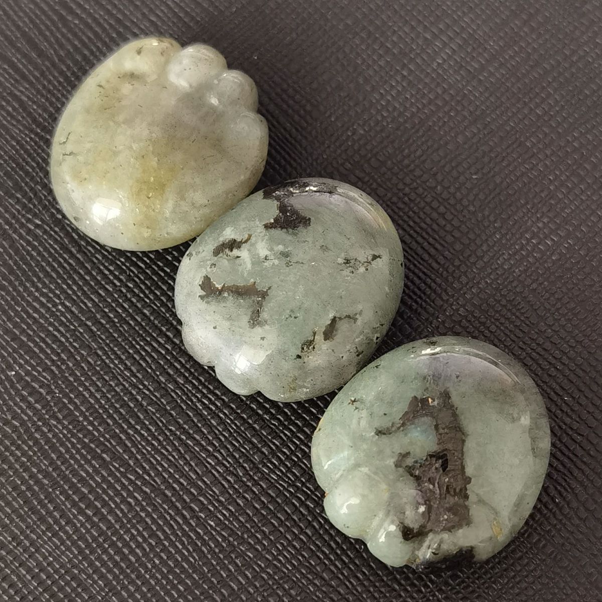 Labradorite  Children Foot Palm Gemstone for Decor Handmade Craved Reiki Healing Treatment Gemstone Ornament