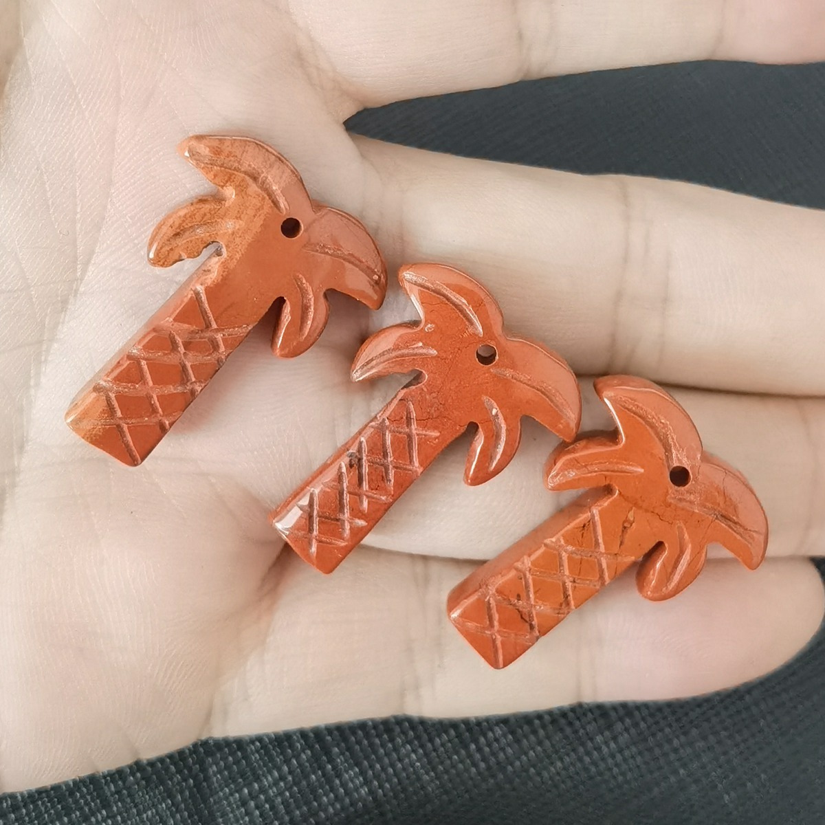 Coconut Tree Stone Pendant for DIY Making Jewelry Necklace hanmade Craved Crystal Collection  20x28mm