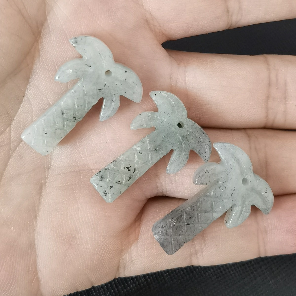 Labradorite Coconut Tree Stone Pendant for DIY Making Jewelry Necklace hanmade Craved Crystal Collection  20x28mm