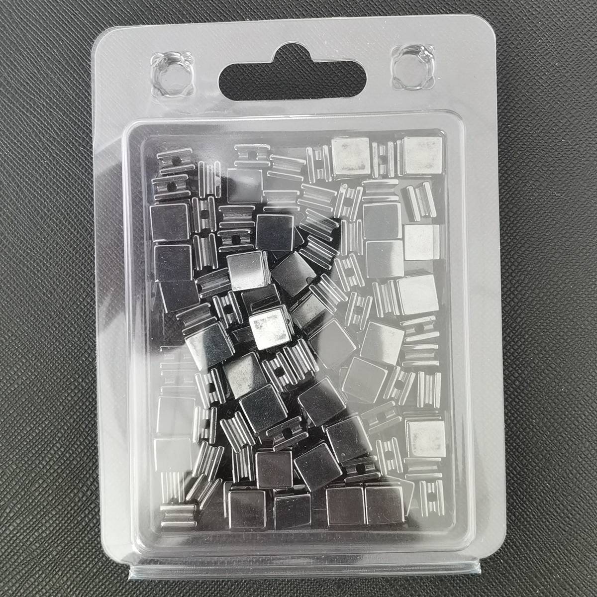 100PCS loose Black Hematite Cube Stone Beads 8x8x5MM For Making Jewelry  NO Magnetic In Plastic Box