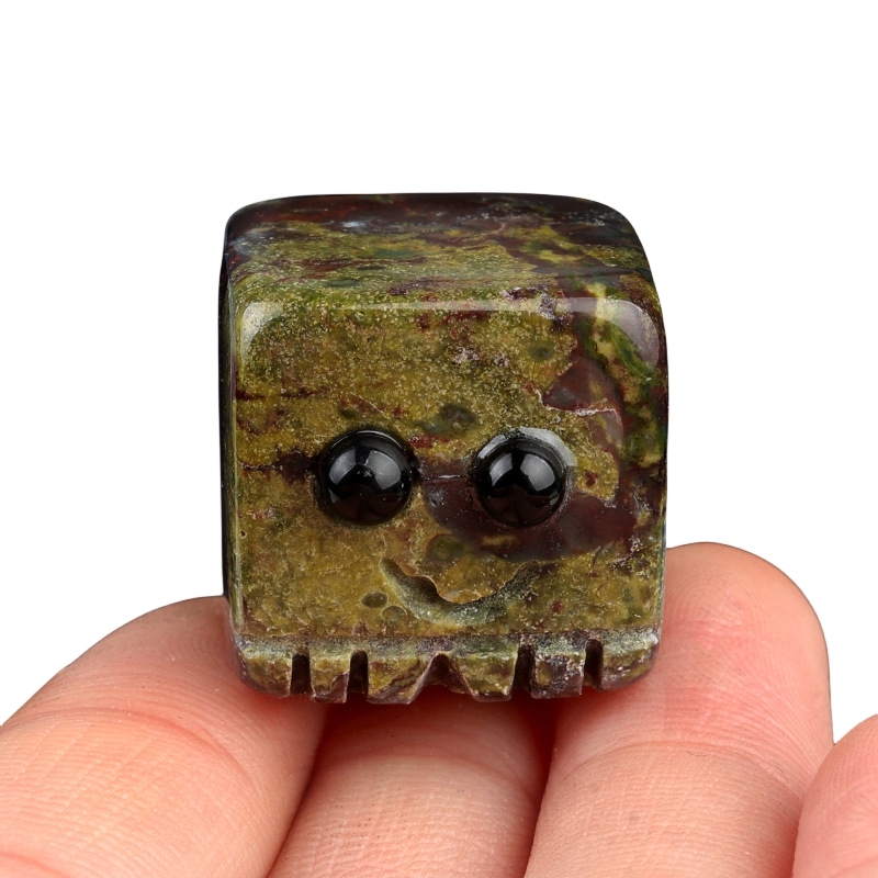 Bloodstone Cube Gemstone Block Spirit "I'm here for you Handmade Craved 20MM Square Ornaments Home Decoration