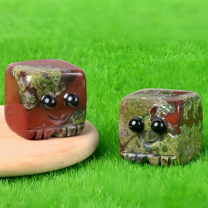 Bloodstone Cube Gemstone Block Spirit "I'm here for you Handmade Craved 20MM Square Ornaments Home Decoration