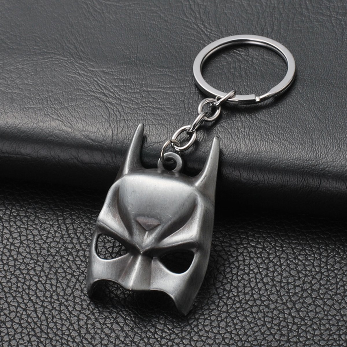 Movie Peripherals Batman Mask Design Keychain Cut Keyring Key Accessories Anime Cartoon Gift