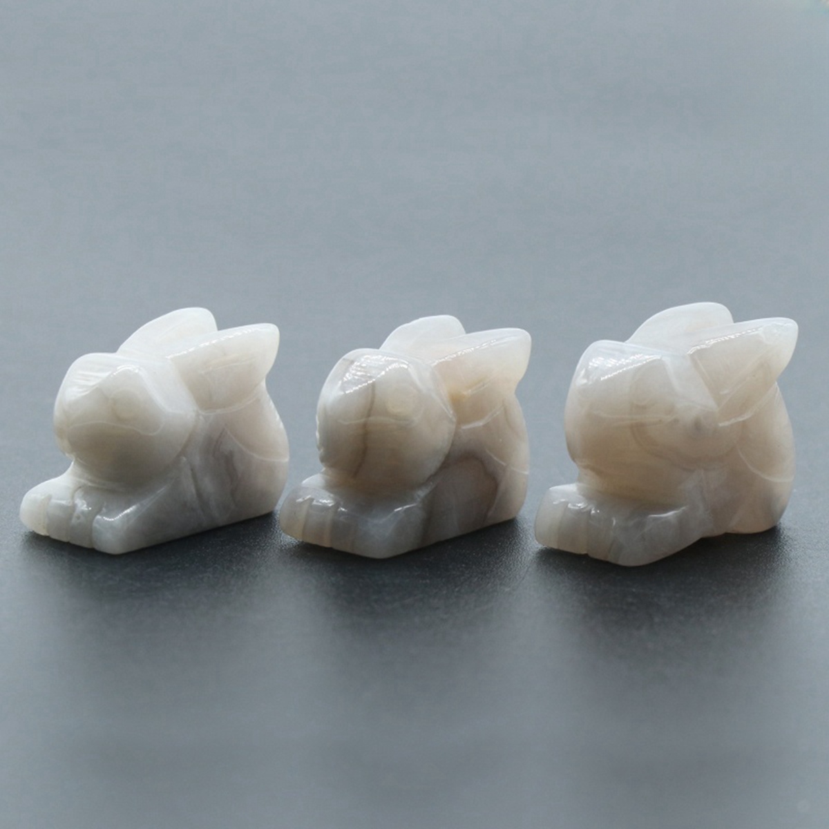 Handmade Craved  1.0Inch Rabbit Gemstone for Home Decor