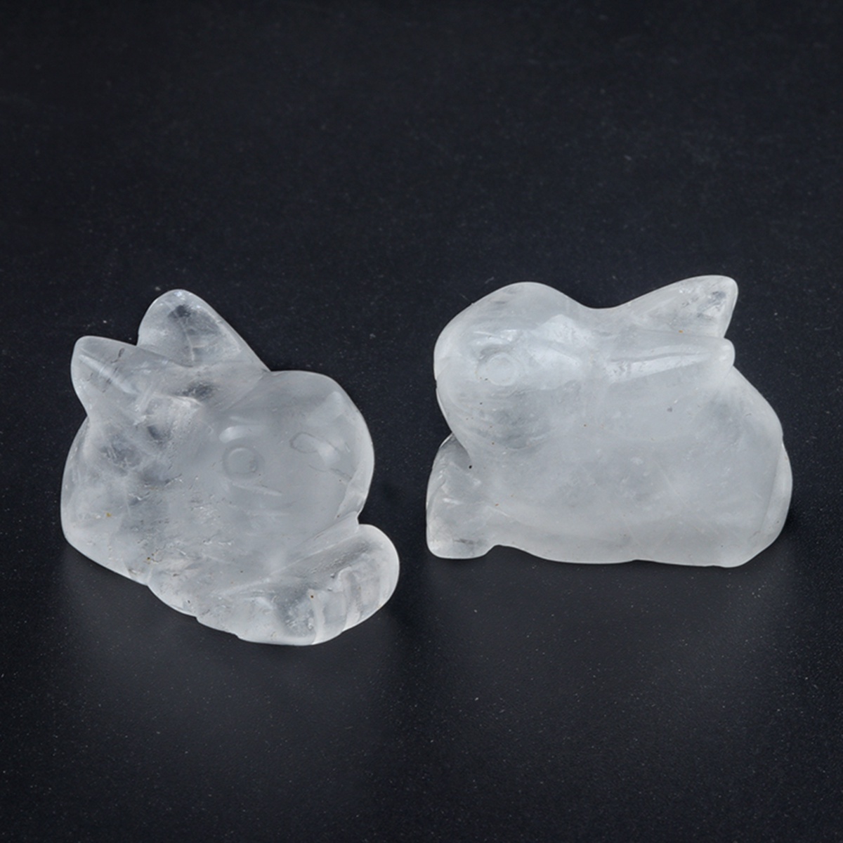 Handmade Craved  1.0Inch Rabbit Gemstone for Home Decor
