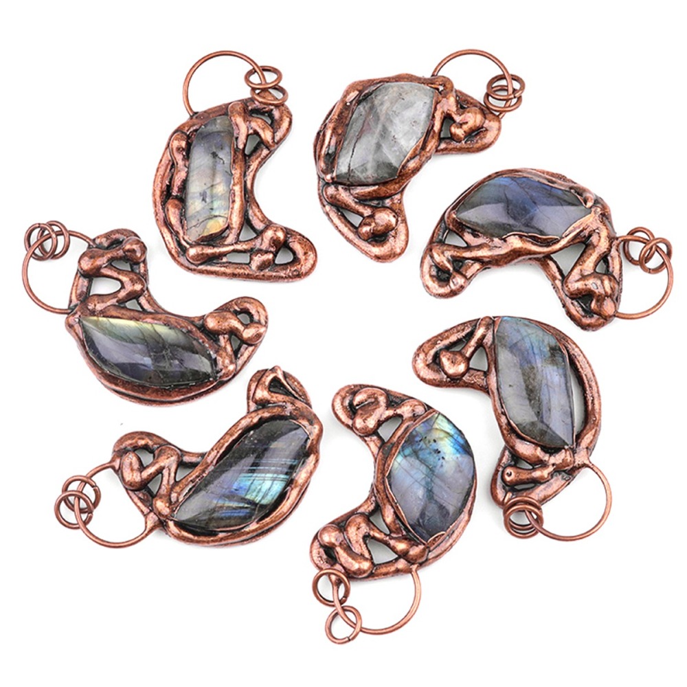 Reiki  Healing Crystal Stone Pendant Necklace for Men and Women, Labradorite Retro Red Copper Moon Stone Pendant