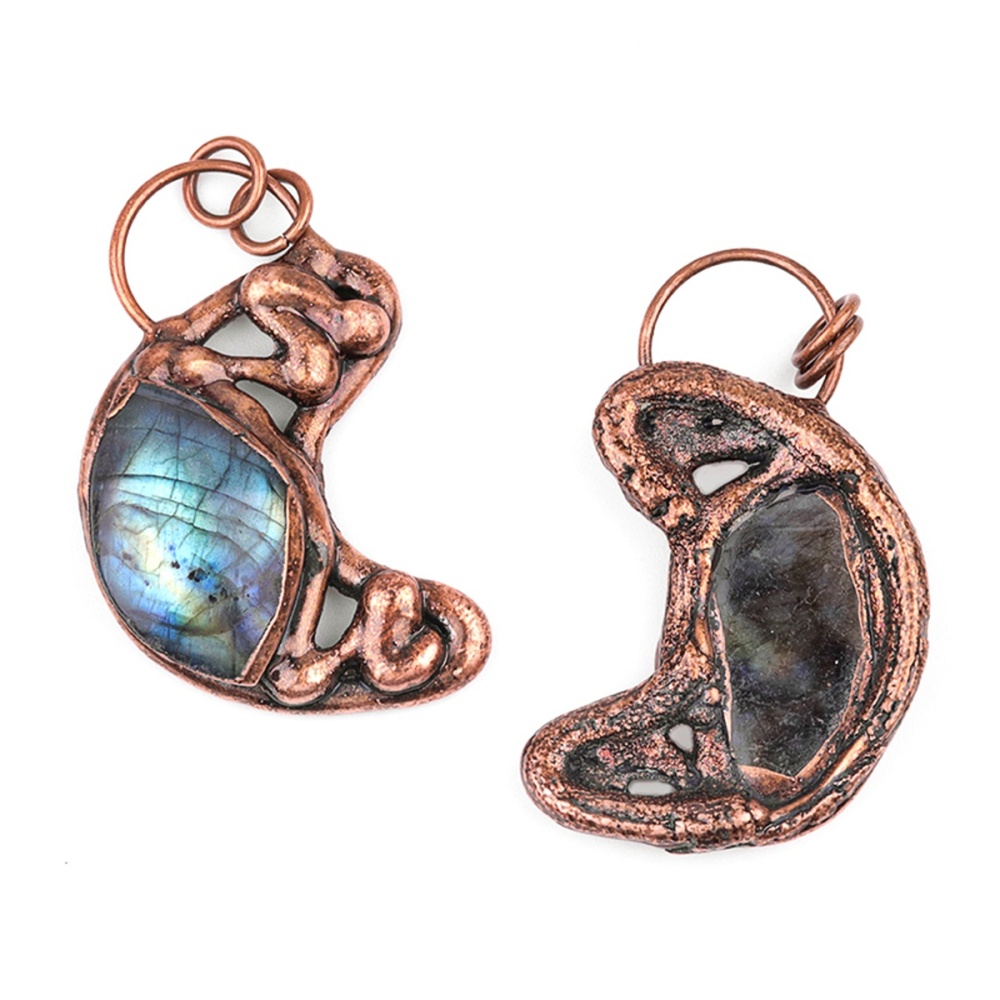 Reiki  Healing Crystal Stone Pendant Necklace for Men and Women, Labradorite Retro Red Copper Moon Stone Pendant
