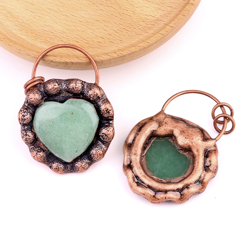 Handmade Gemstone Heart  Retro Red Copper Pendant（Approx 40-45mm）