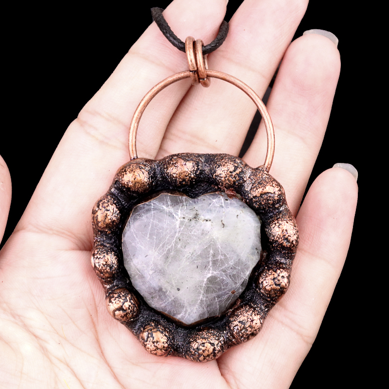 Handmade Gemstone Heart  Retro Red Copper Pendant（Approx 40-45mm）