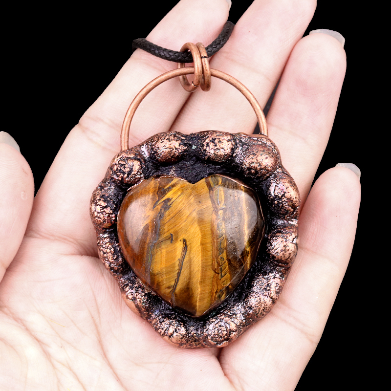 Handmade Gemstone Heart  Retro Red Copper Pendant（Approx 40-45mm）