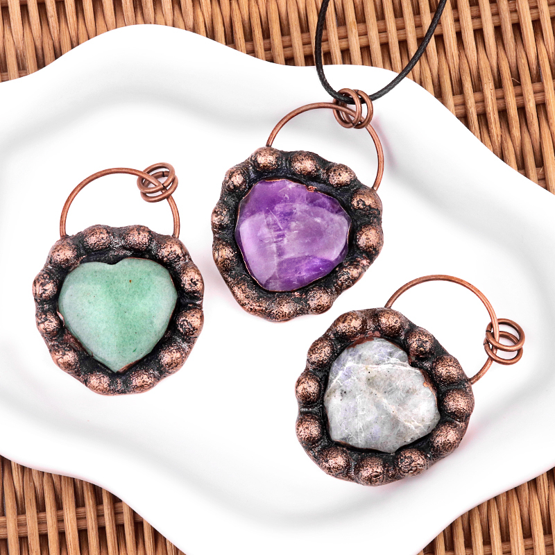 Handmade Gemstone Heart  Retro Red Copper Pendant（Approx 40-45mm）