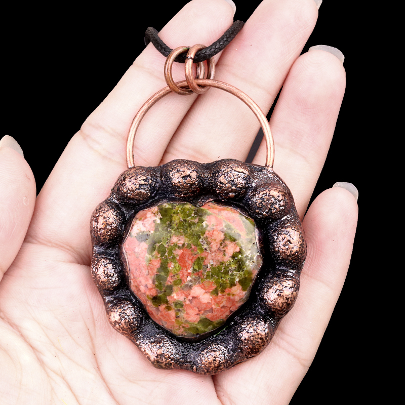 Handmade Gemstone Heart  Retro Red Copper Pendant（Approx 40-45mm）