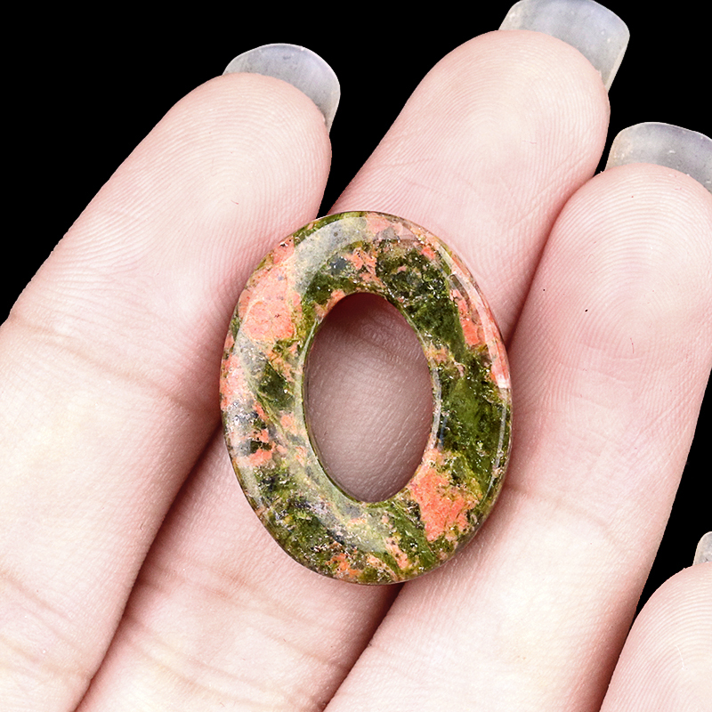 18x23mm Twist QQ Circle &  Hollow Oval Stone Beads Pendant
