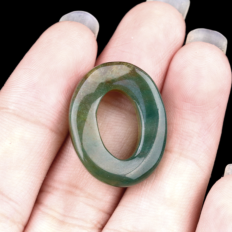 18x23mm Twist QQ Circle &  Hollow Oval Stone Beads Pendant