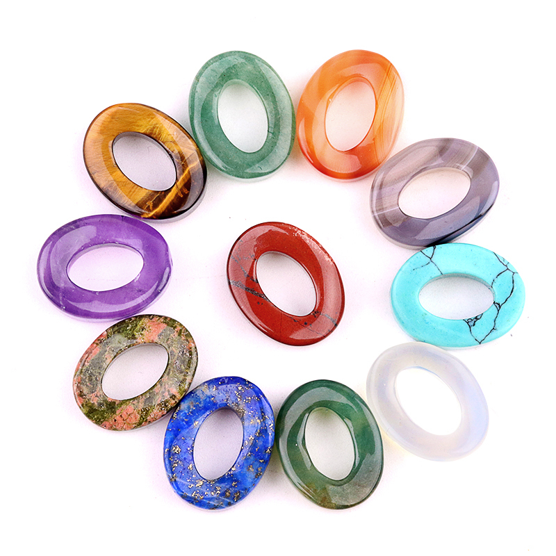 18x23mm Twist QQ Circle &  Hollow Oval Pendant