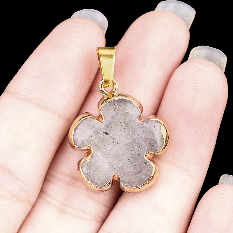 20mm Handmade Craved Flower Wrap Gold Stone Pendant  for Making Jewlery