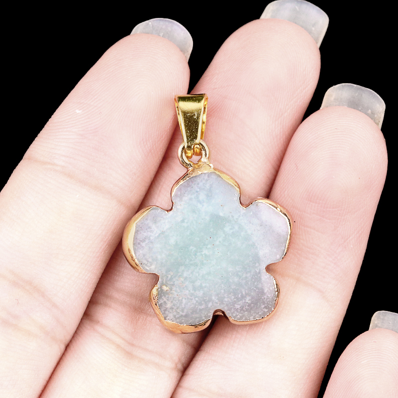 20mm Handmade Craved Flower Wrap Gold Stone Pendant  for Making Jewlery