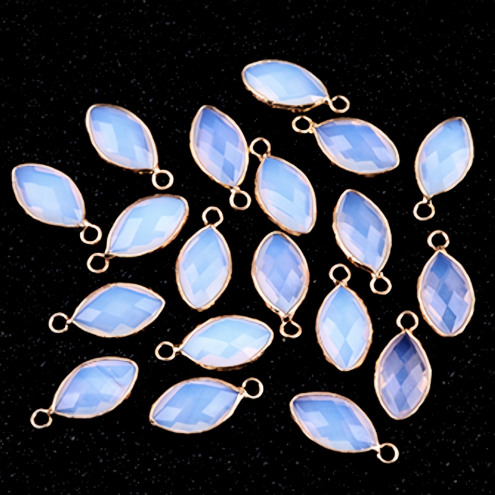 Handmade Craved Faceted Horse Eye Pendant Wrapped Golden Charms