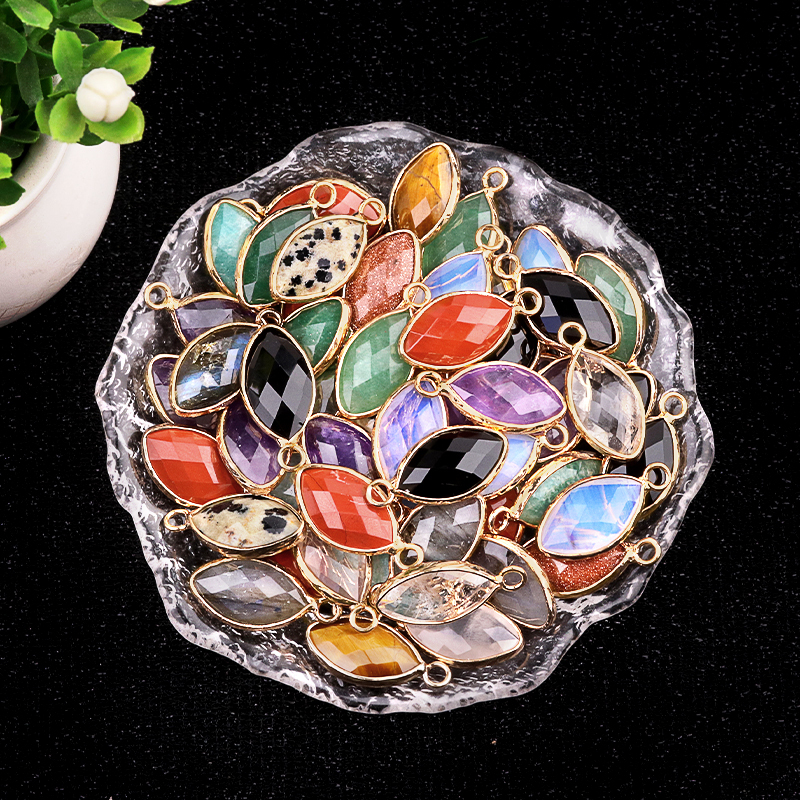 Handmade Craved Faceted Horse Eye Pendant Wrapped Golden Charms