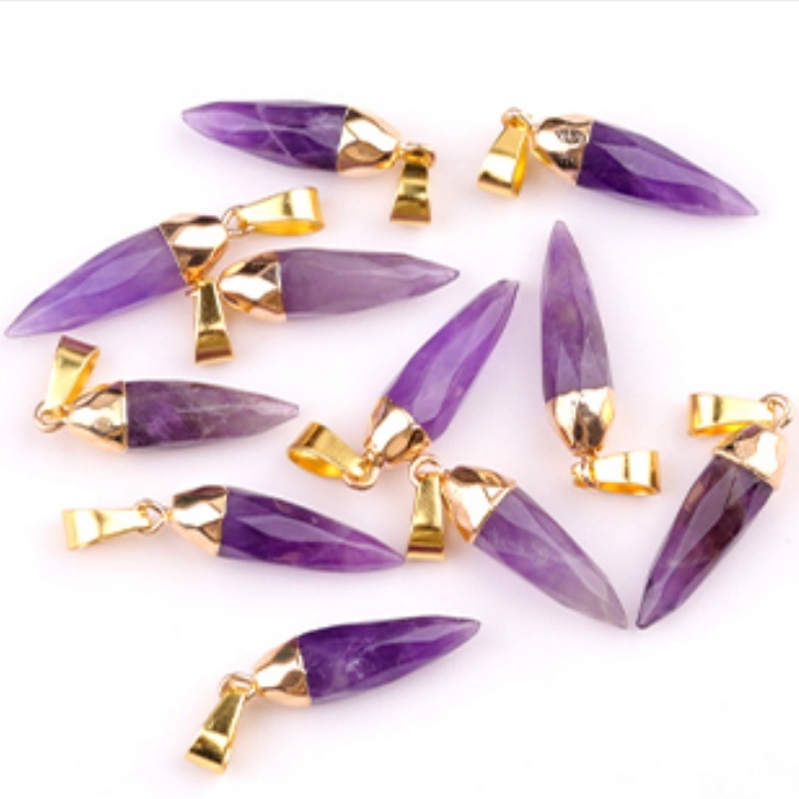 Handmade Craved Faceted Chili Gold Stone Pendant for Making Jewelry