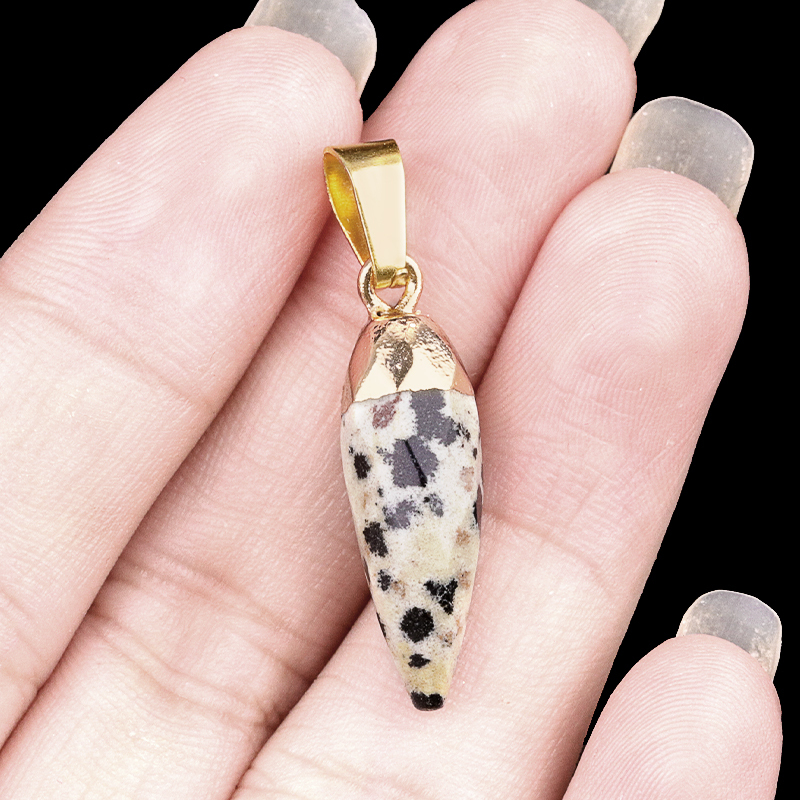 Handmade Craved Faceted Chili Gold Stone Pendant for Making Jewelry