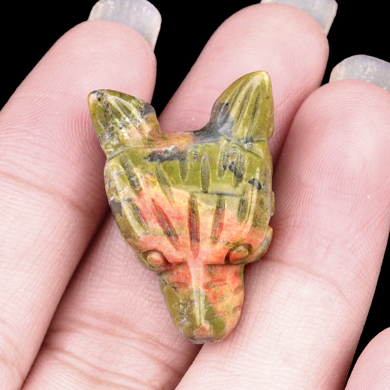 Handmade Craved 1.0Inch Gemstone Wolf Head Animal Ornamentfor Home & Office Decoration
