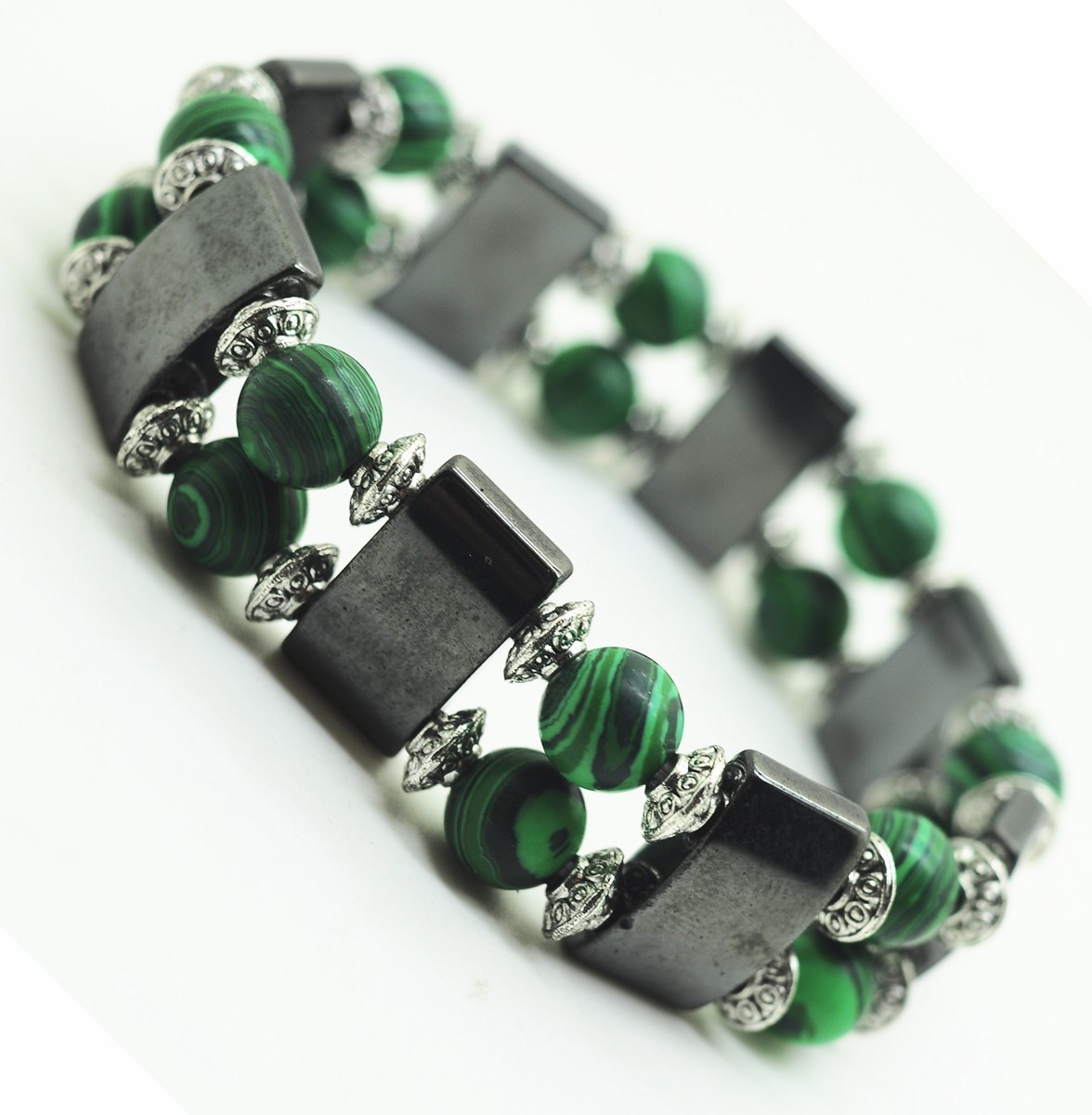 Enhance Wellness with Magnetic Therapy Bracelets – Natural Pain Relief, Improved Circulation, and Stylish Design for Men and Women