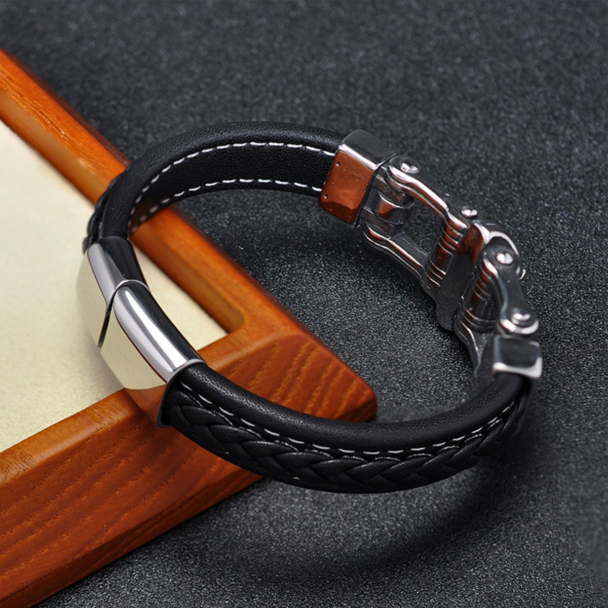 Men's Braided Leather Lion Head Stainless Steel Clasp Wristband Cuff Rope Bangle for Men Gifts