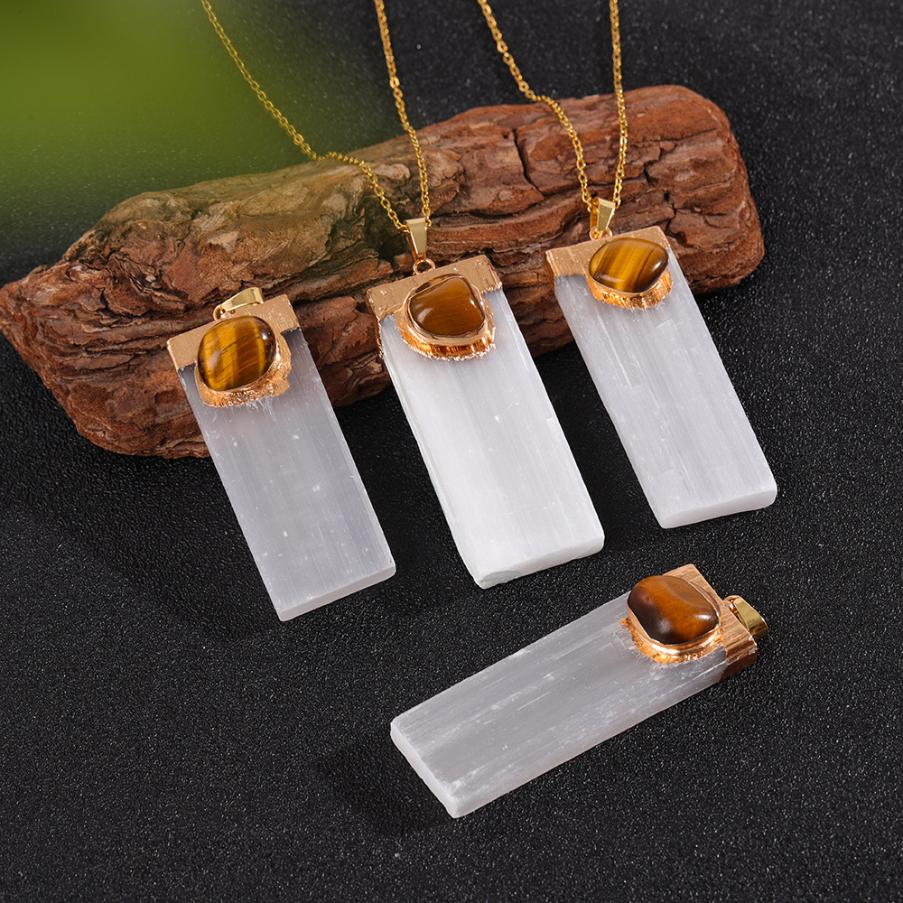 Tumbled Red Carnelian Wrapped Gold  Selenite Crystal Gypsum Strip Pendant Necklace-45cm Chain