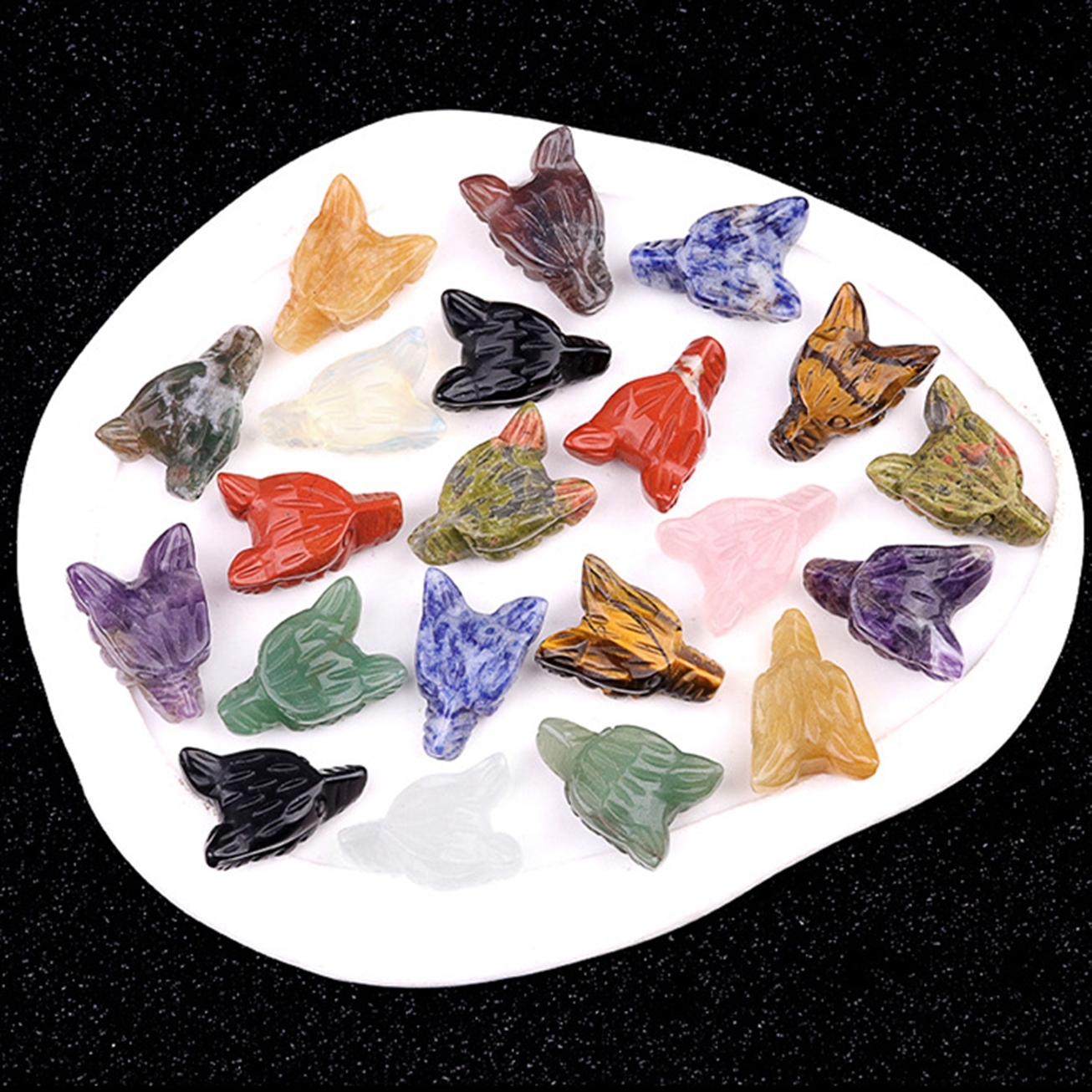 Handmade Craved 1.0Inch Gemstone Wolf Head  for Making Jewelry  Drilled 2.0MM Side Hole Animal Ornamentfor Home & Office Decoration