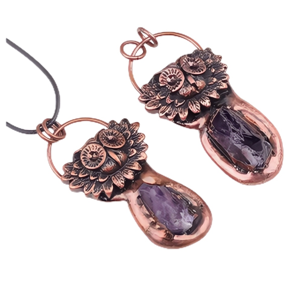 Natural Raw Gemstone Nugget Handcrafted Retro Red Copper OwlPendant for Making Jewelry SP1915C