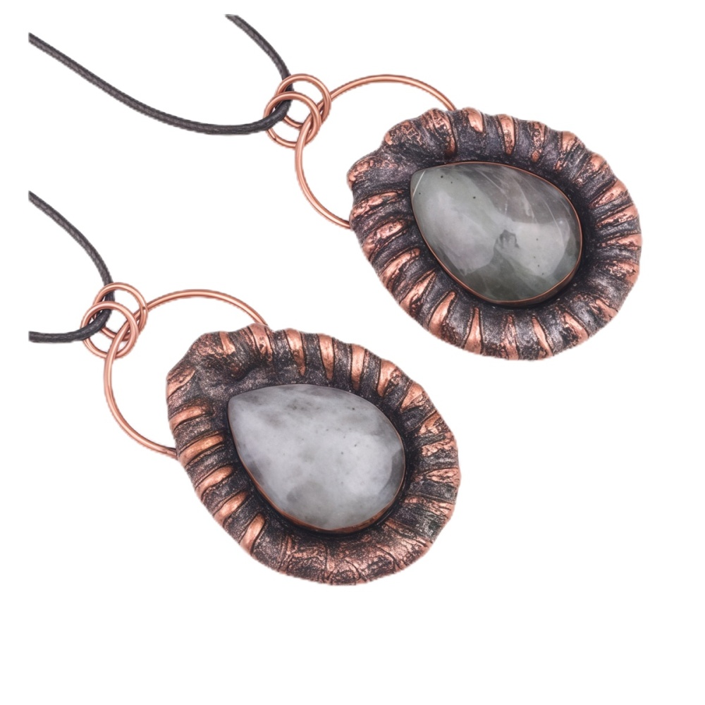 Handcrafted Retro Red Copper Pendant with Teardrop Crystal for Making Jewelry SP1913C