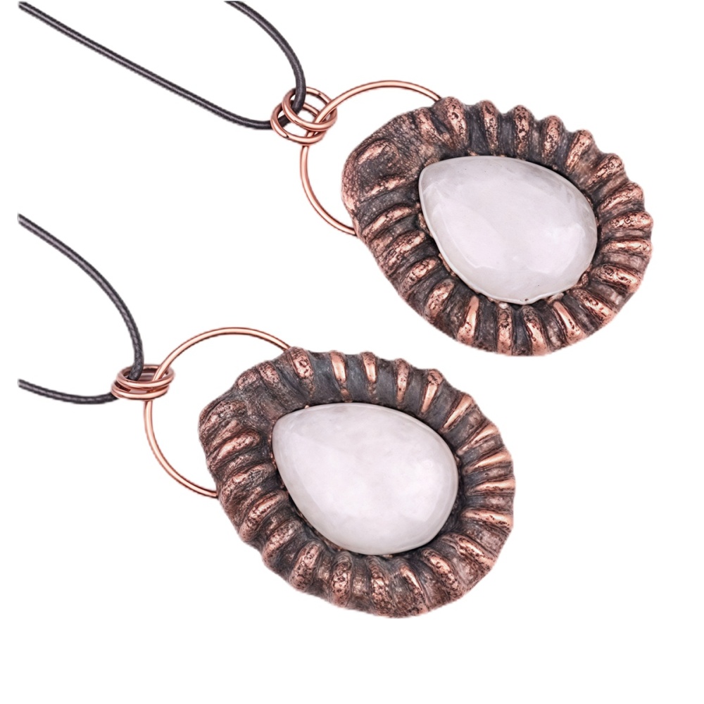 Handcrafted Retro Red Copper Pendant with Teardrop Crystal for Making Jewelry SP1913C