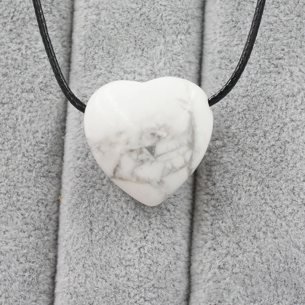 25MM Gemstone Heart  Drilled 3MM Side Hole for Making Jewelry