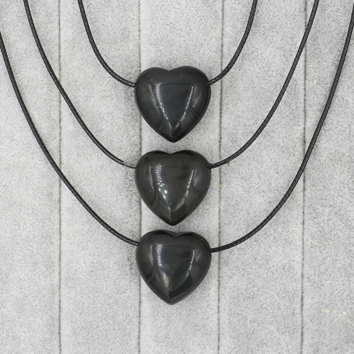 25MM Gemstone Heart  Drilled 3MM Side Hole for Making Jewelry