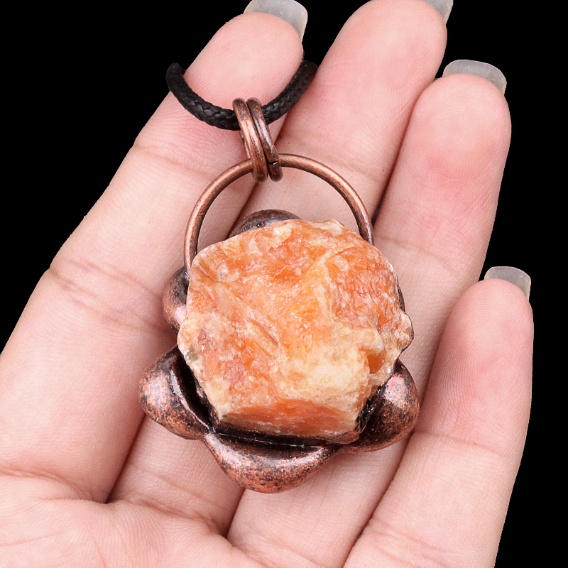 Natural Raw Gemstone Nugget Handcrafted Retro Red Copper Sunflower Pendant for Making Jewelry SP1914C