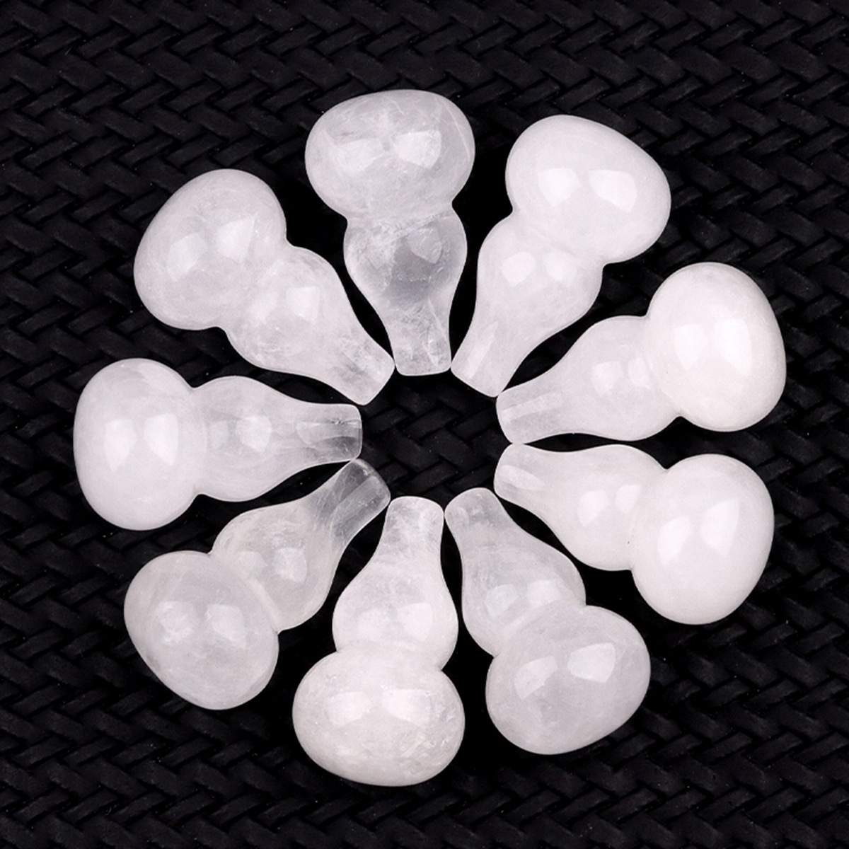 Handmade Carved Mini Gourd Stone Home Decoration Worry Stones Crystal Crafts