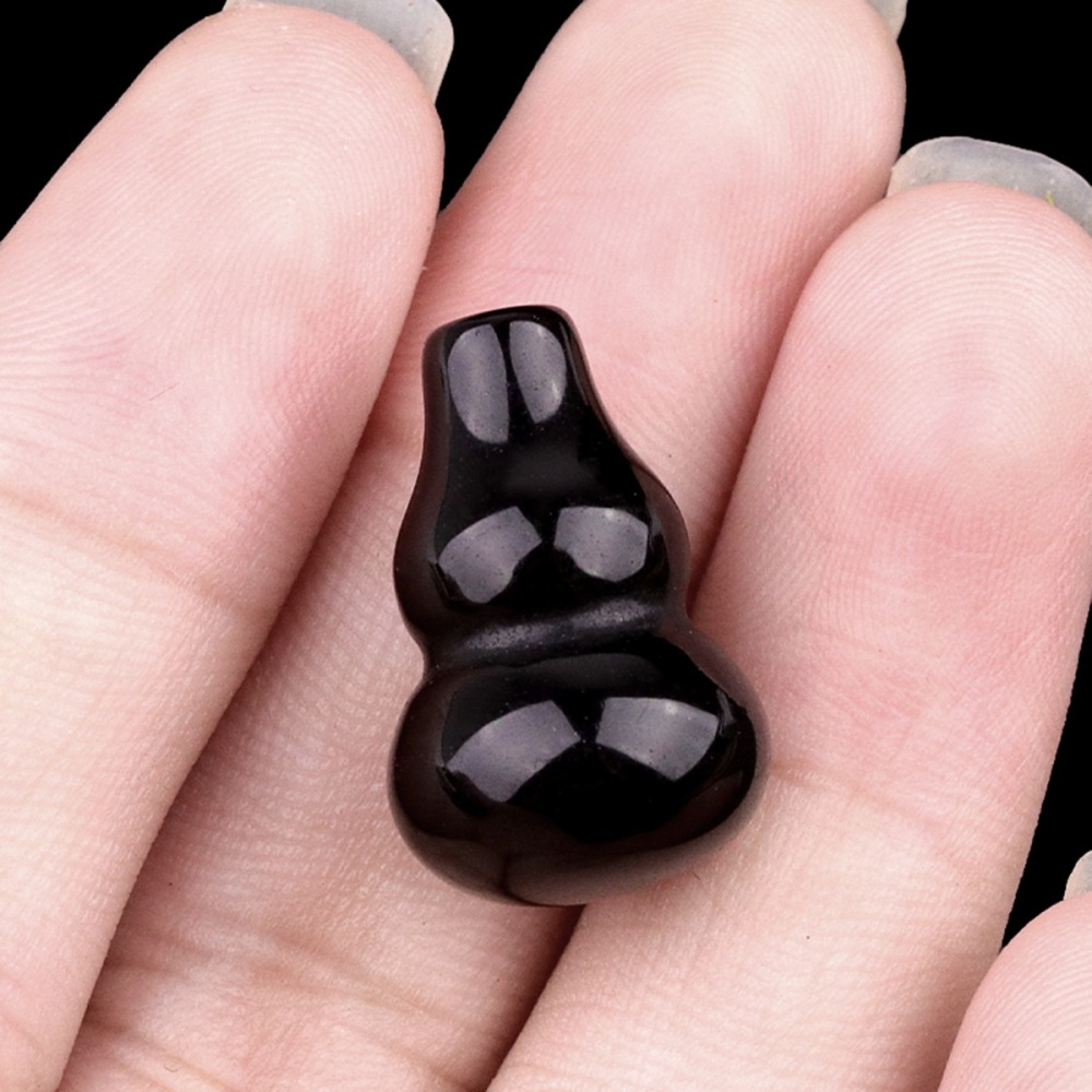 Handmade Carved Mini Gourd Stone Home Decoration Worry Stones Crystal Crafts