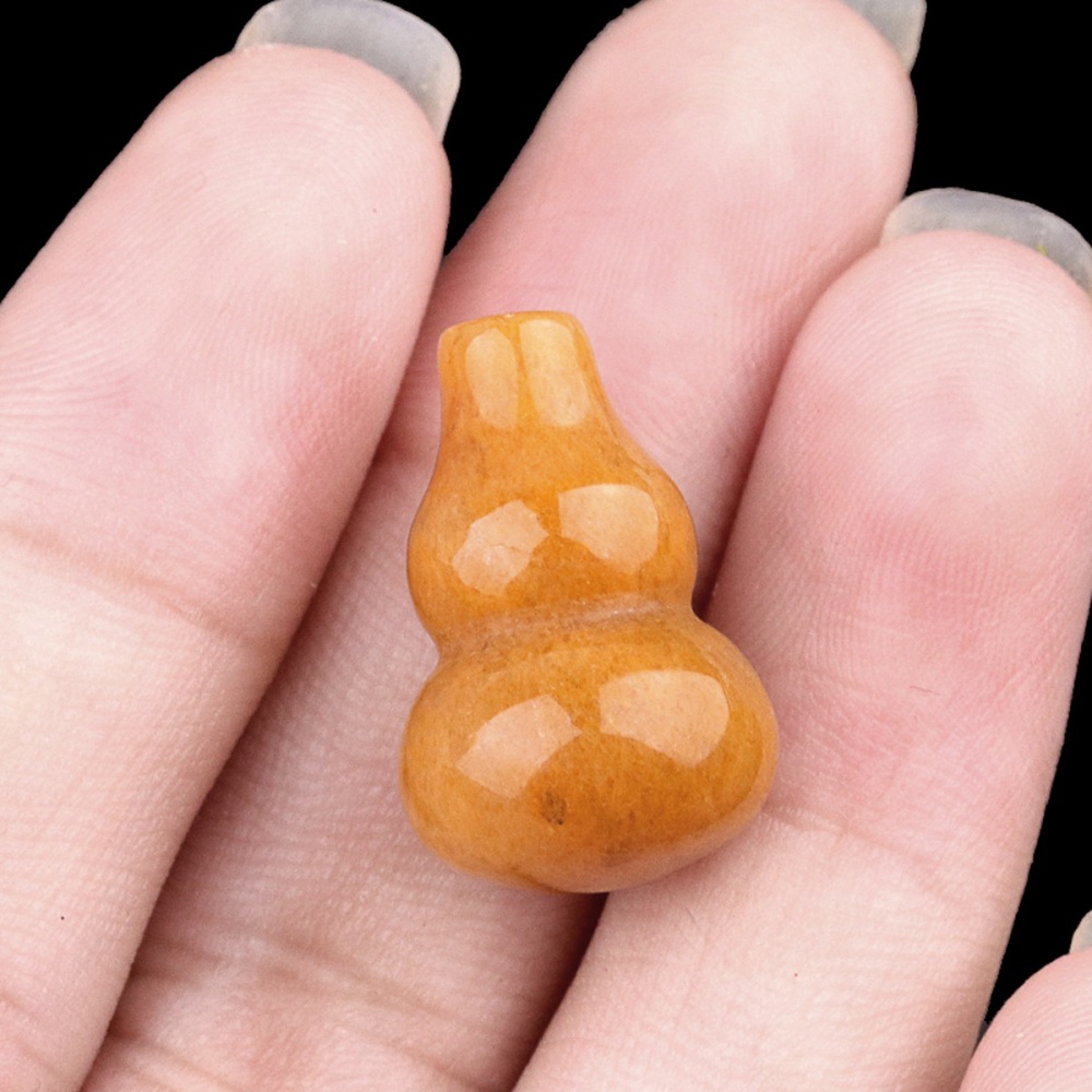 Handmade Carved Mini Gourd Stone Home Decoration Worry Stones Crystal Crafts