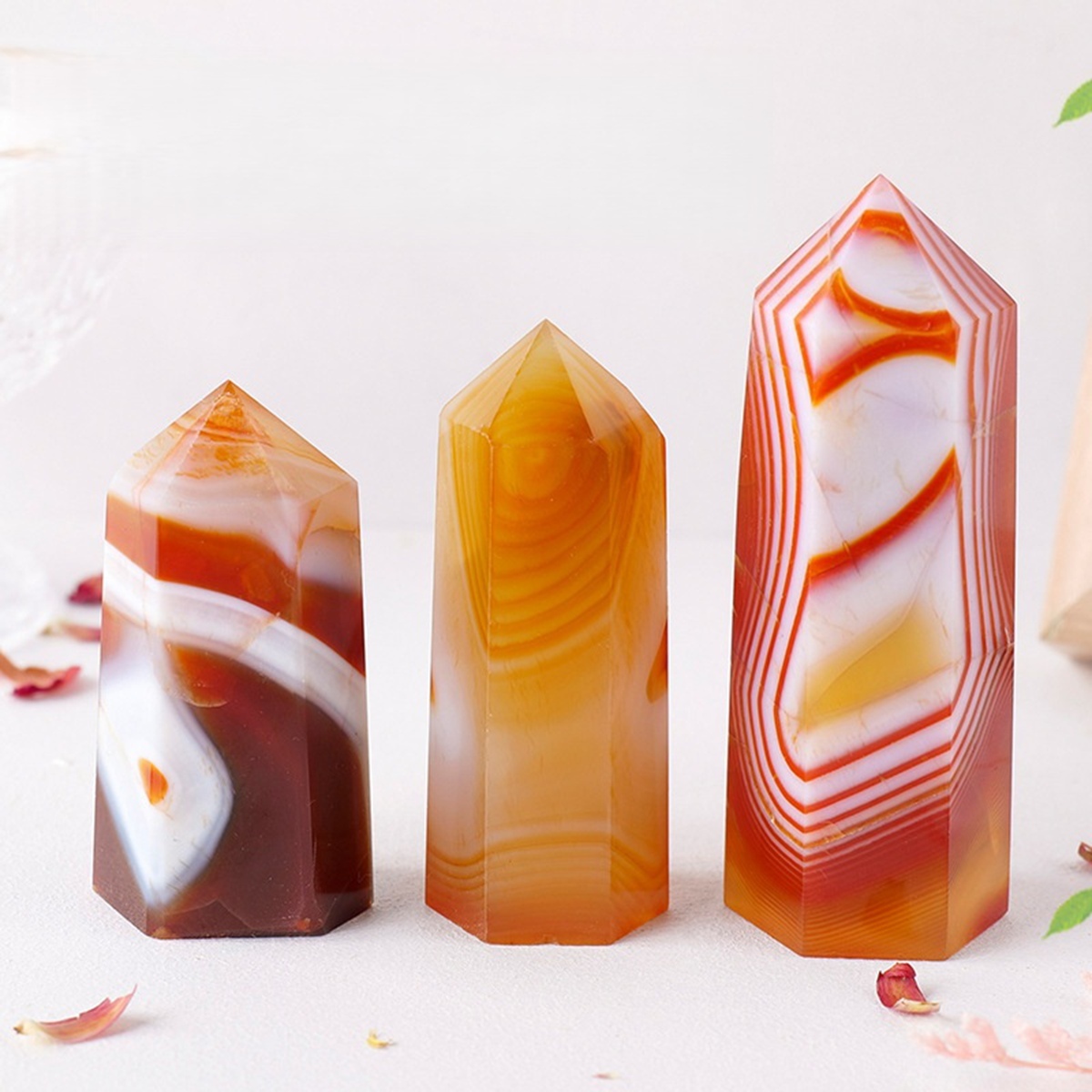 Striped Red Agate Single Pointed Hexagonal Prism Beads Ornament