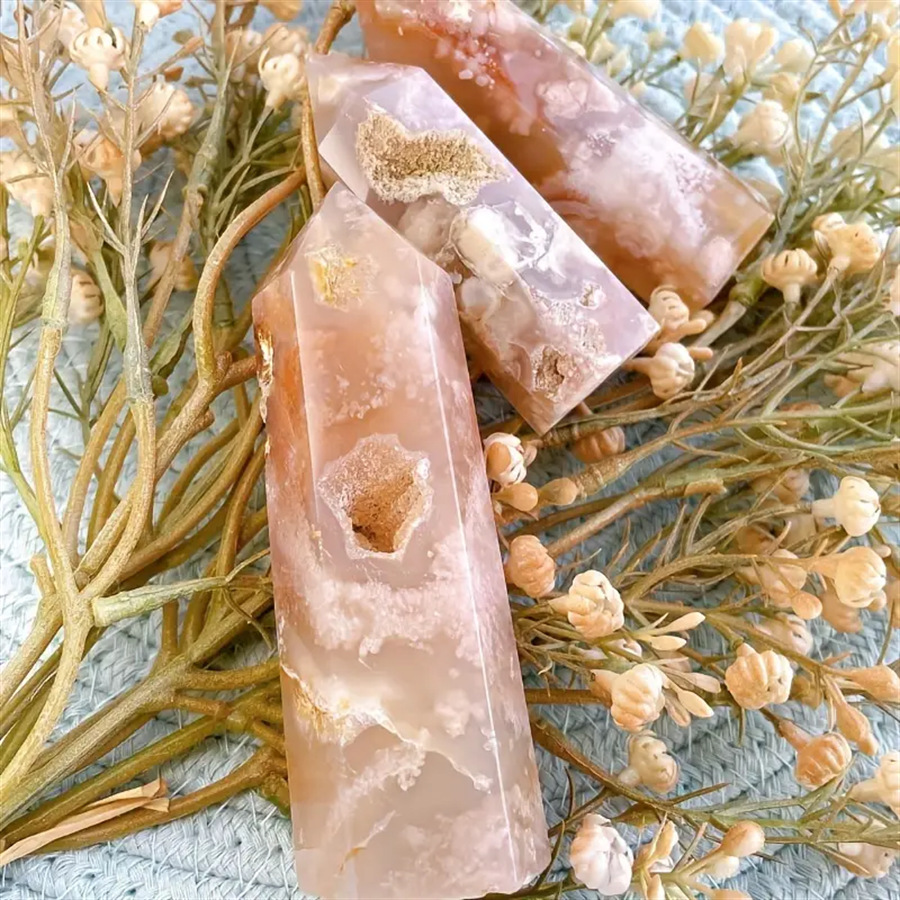 Sakura Agate Single Pointed Hexagonal Prism Beads Ornament