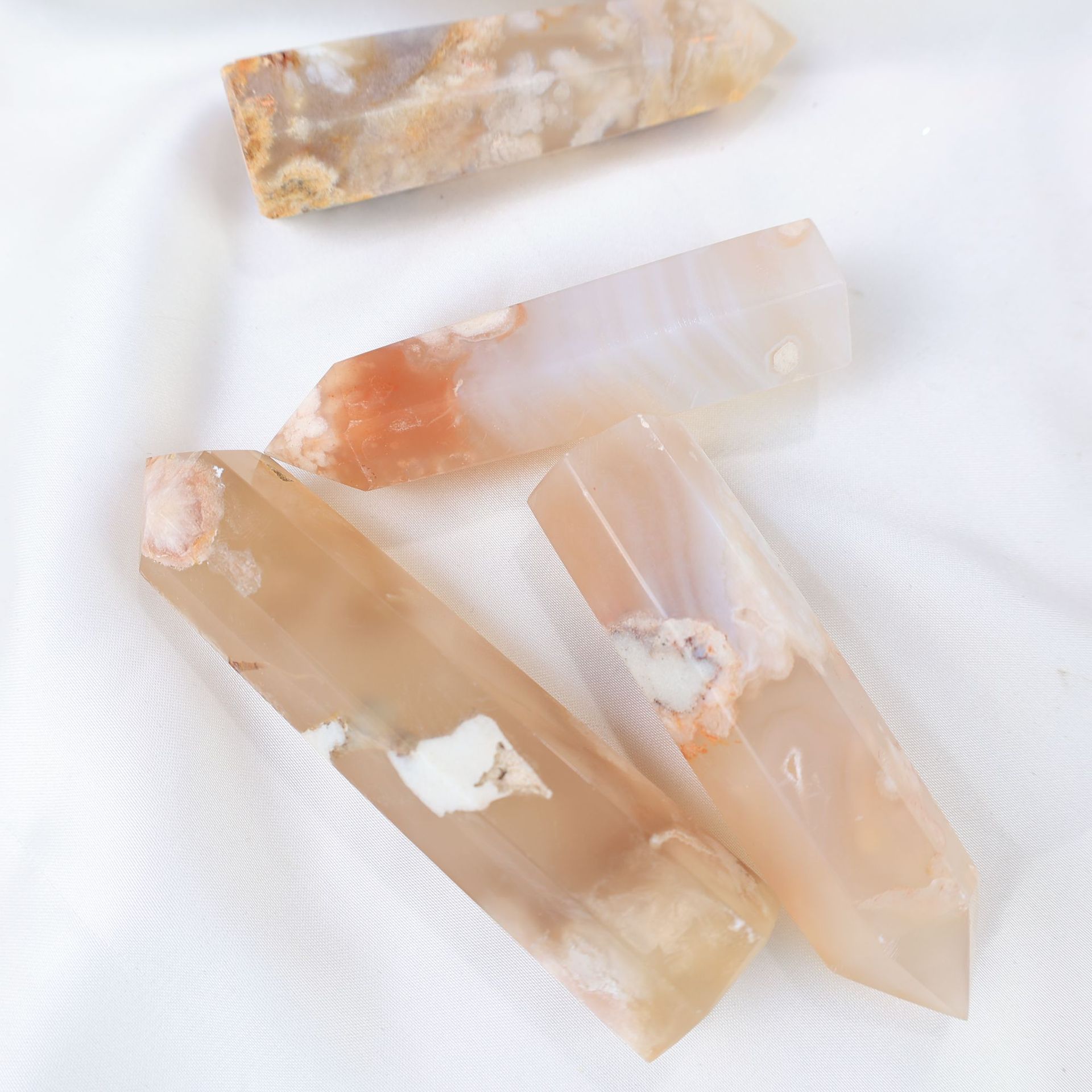 Sakura Agate Single Pointed Hexagonal Prism Beads Ornament