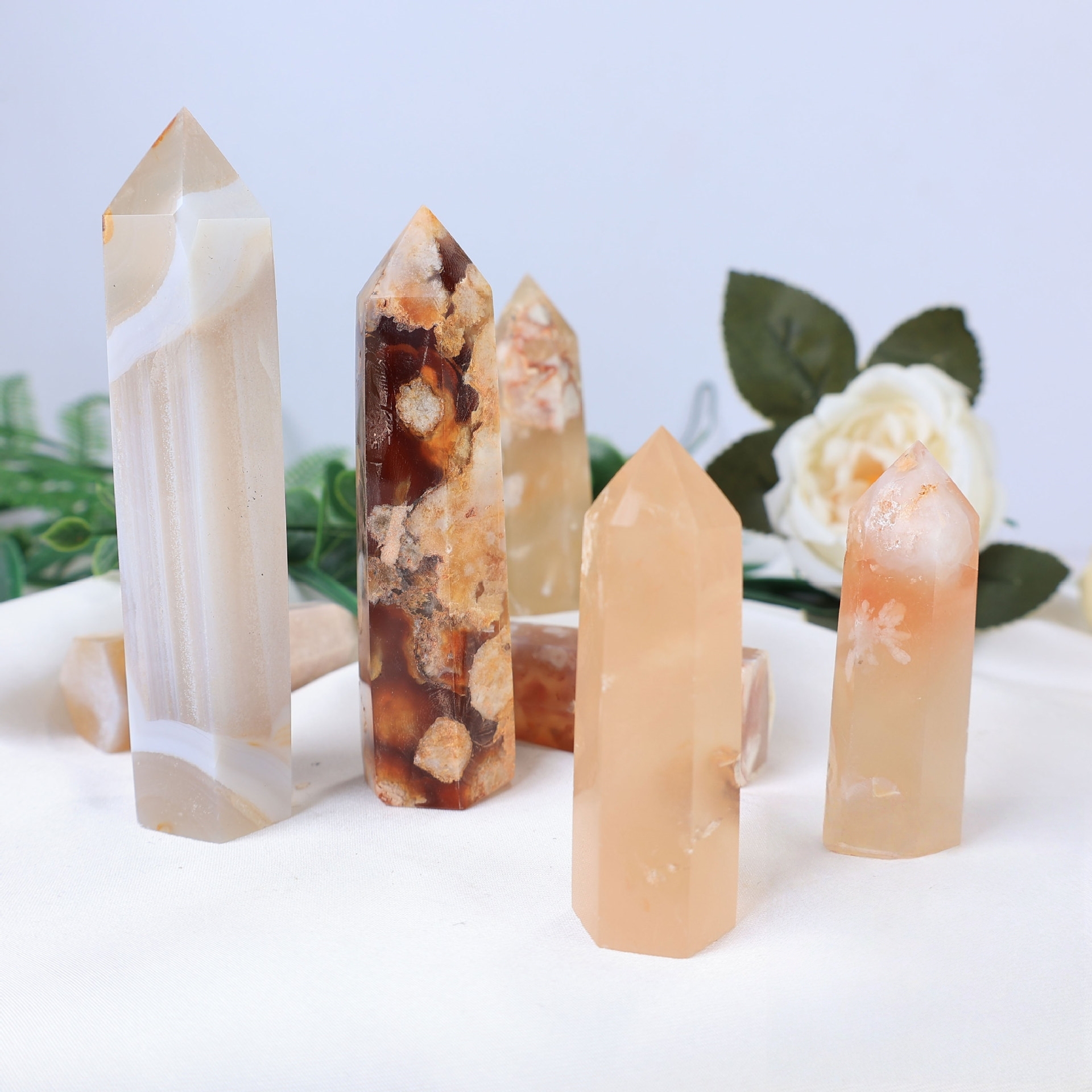 Sakura Agate Single Pointed Hexagonal Prism Beads Ornament
