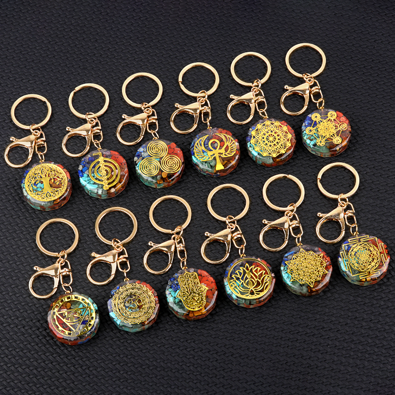 Gold Pattern Resin Polygon 7 Chakra Stone Pendant Keychain