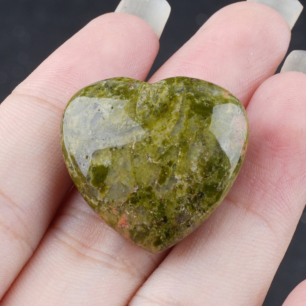 25X25X9MM Love Heart Gemstone for Home Decor