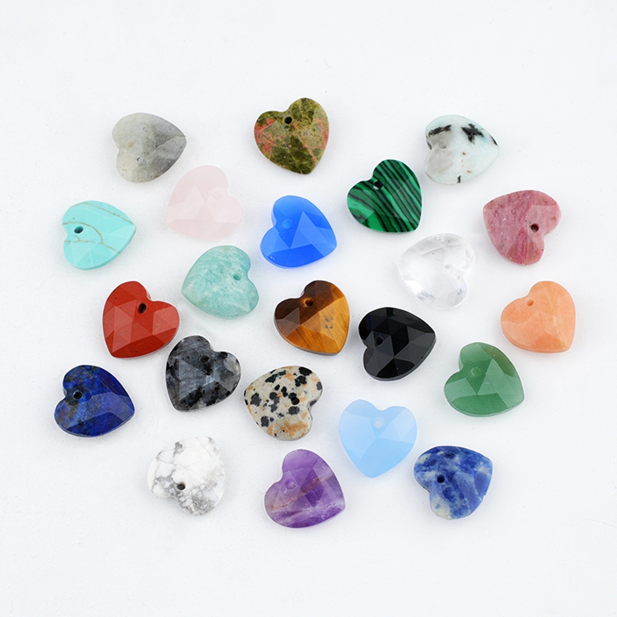 13mm Facted Stone Heart Pendant for Making Jewelry