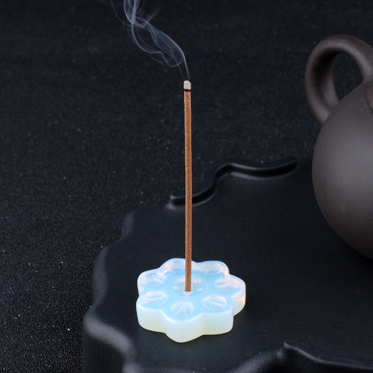 Lotus Flower Aromatherapy Pendant, 30MM Crystal Grid Stone Fragrance Holder for Essential Oils, DIY Chakra Jewelry Gift, Manifestation Tool