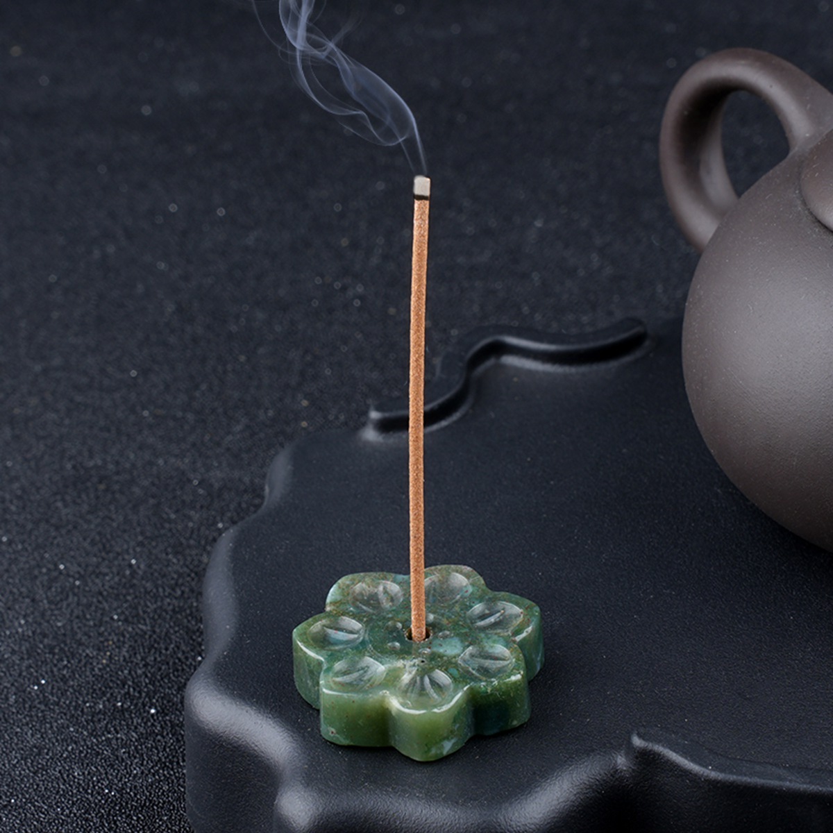 Lotus Flower Aromatherapy Pendant, 30MM Crystal Grid Stone Fragrance Holder for Essential Oils, DIY Chakra Jewelry Gift, Manifestation Tool