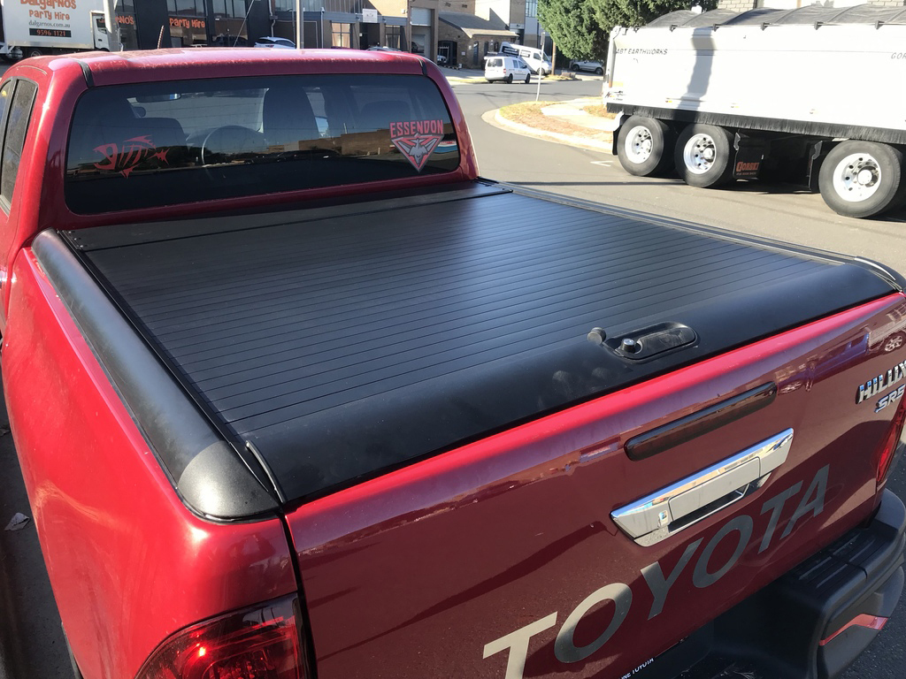 Factory Direct Roll Up Truck Bed Tonneau Cover Fit for Different Models