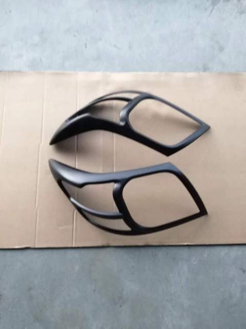 Custom Auto Parts Body Kit for Toyota Hilux Vigo 2012